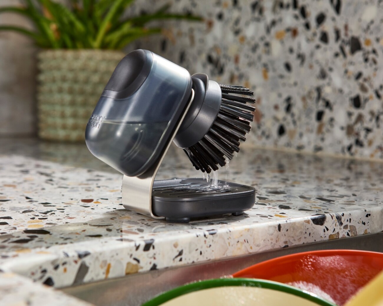 Cepillo Palm con Dispensador de Jabón Joseph Joseph SinkTech™ - Preventa Cepillo Palm con Dispensador de Jabón Joseph Joseph SinkTech™ - Preventa
