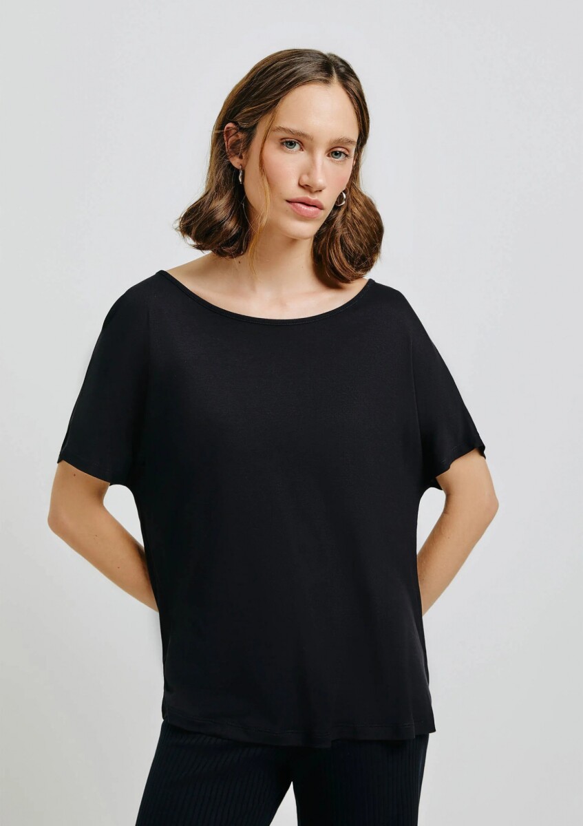 BLUSA BÁSICA DE VISCOSA - NEGRO 