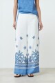 Pantalón estampado con guarda azul