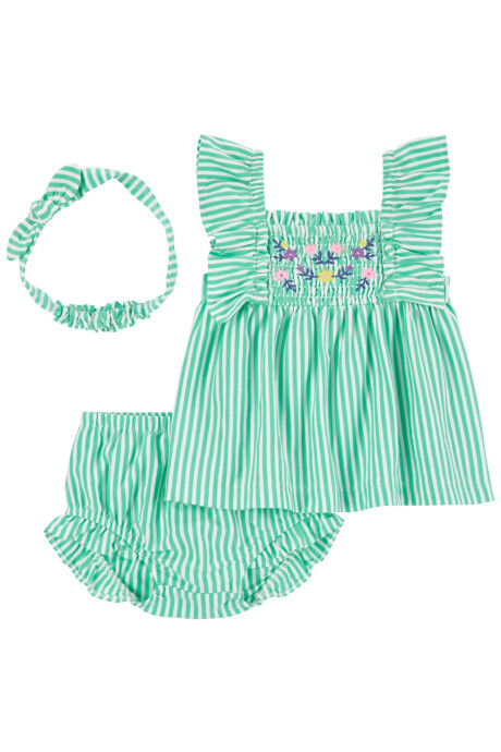 Set tres piezas de algodón, short, musculosa con bordado floral y vincha Set tres piezas de algodón, short, musculosa con bordado floral y vincha