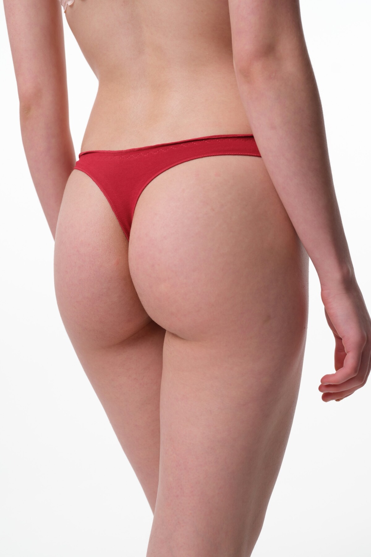 Colaless Greta Rojo