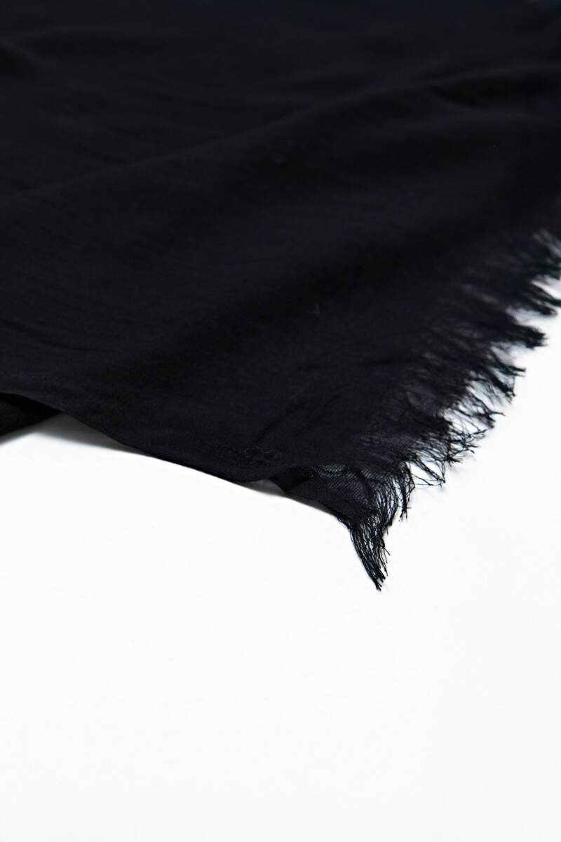 Pashmina clásica con flecos negro