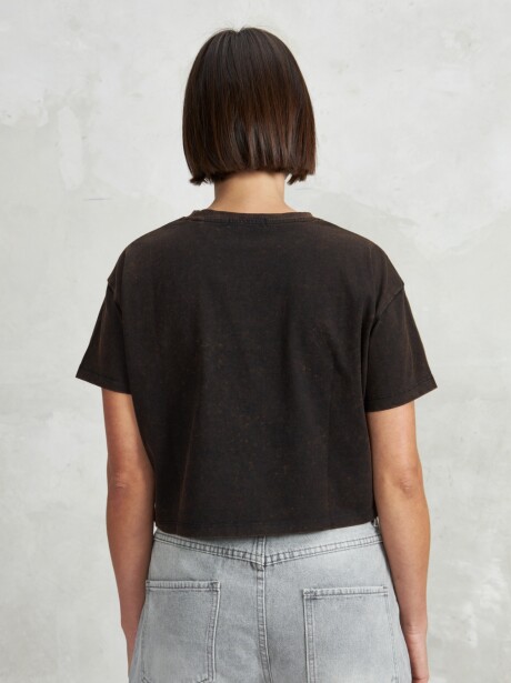 REMERA CARDAMOMO NEGRO