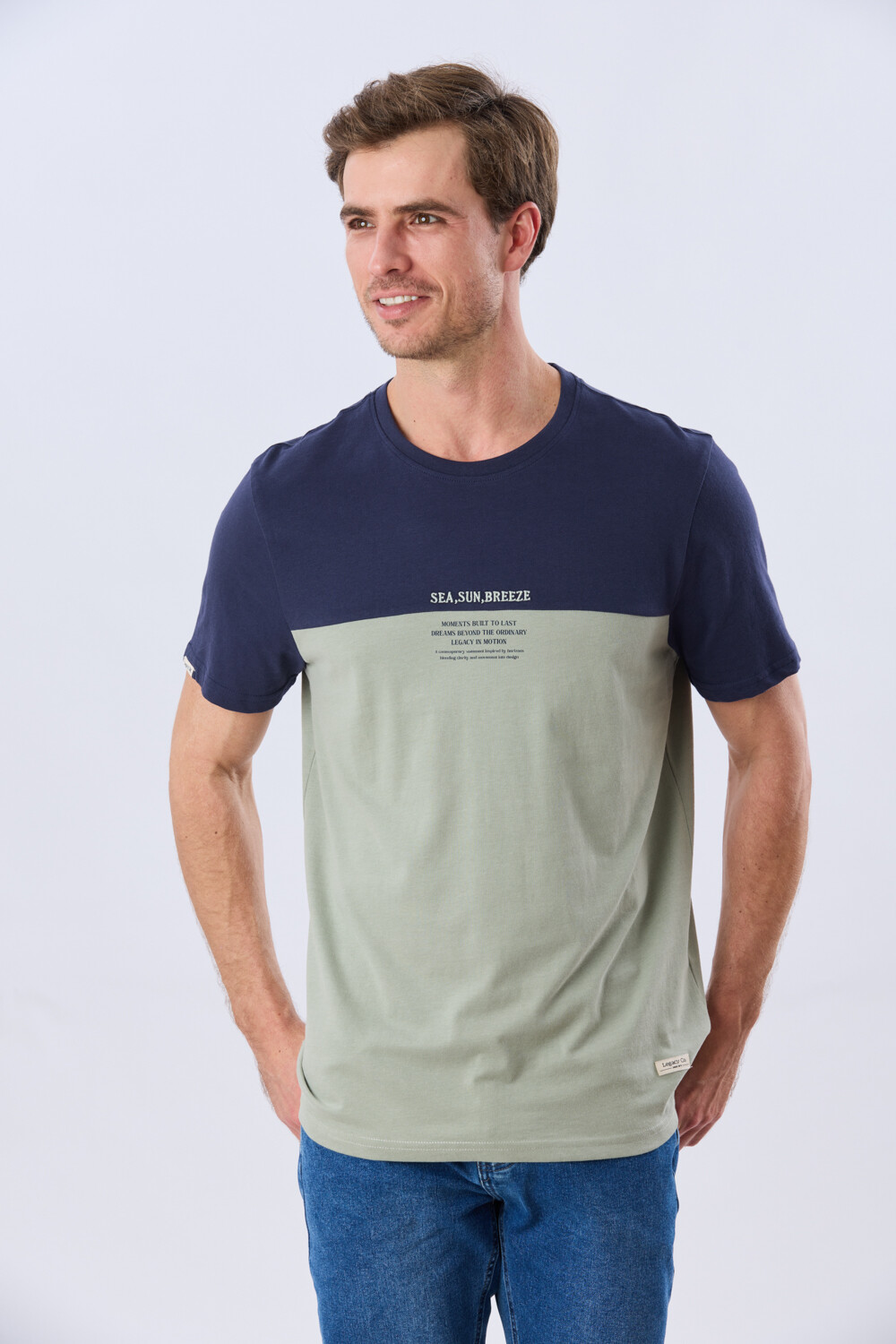 REMERA RAYADA DE ALGODÓN Pistacho