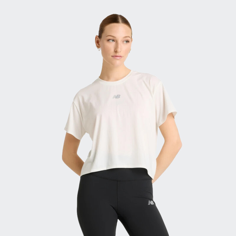 Remera New Balance Drapey Relaxed Beige