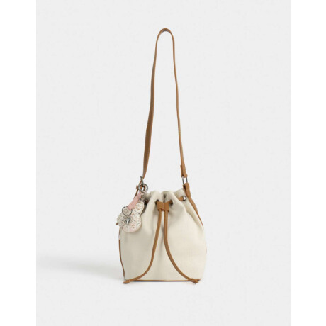 Cartera Saca Con Charm Blanco Crudo