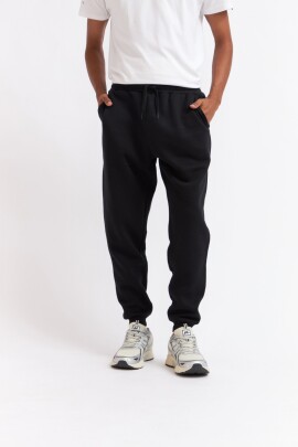 JOGGER AGUILA NEGRO