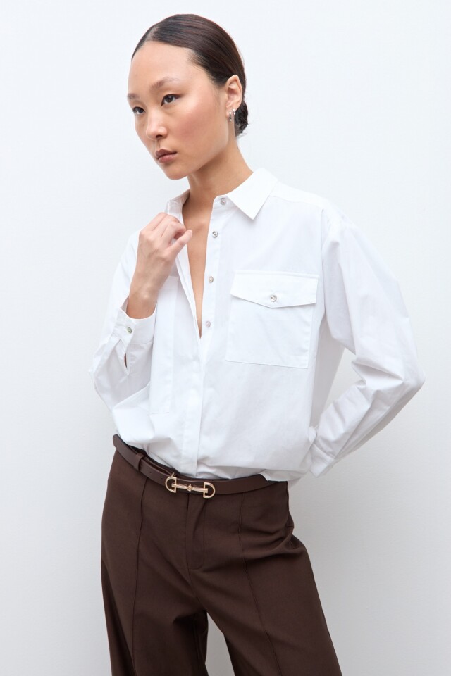 Camisa bolsillos asimétricos blanco