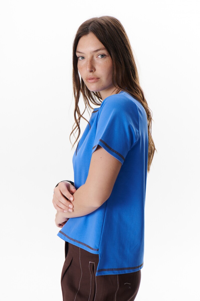 REMERA LARA AZUL