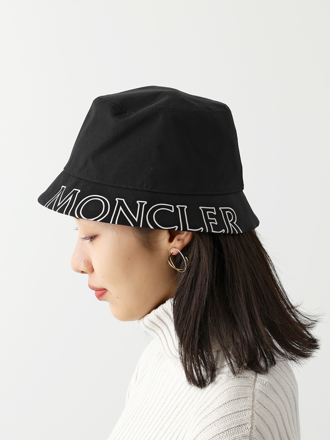 Moncler -Gorro piluso de poliéster Negro