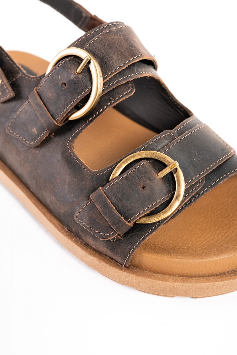 Sandalias De Doble Tira Con Talón Chocolate