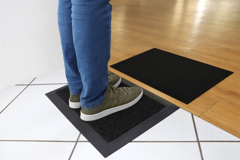 SANIMAT 90130 FELPUDO PEDILUVIO SANIMAT EN PVC 90X130CM 303 NEGRO