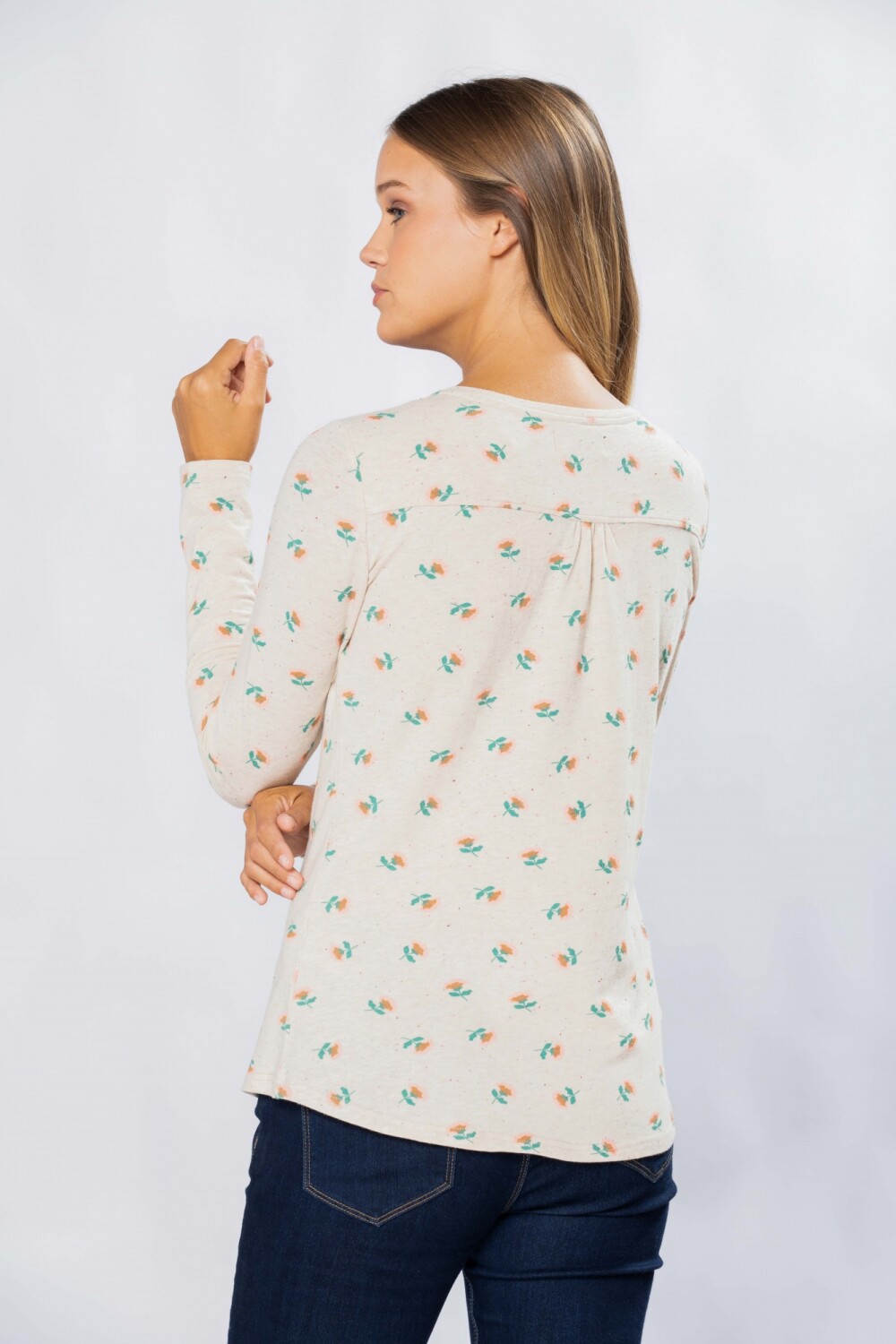 REMERA ESTAMPADA MANGA LARGA Arena
