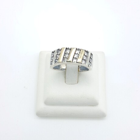 Anillo de plata 925, double en oro 18 ktes y circonias. Anillo de plata 925, double en oro 18 ktes y circonias.