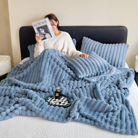 Manta Frazada Polar 2 Plazas Acanalada Suave para Cama Sofá Celeste