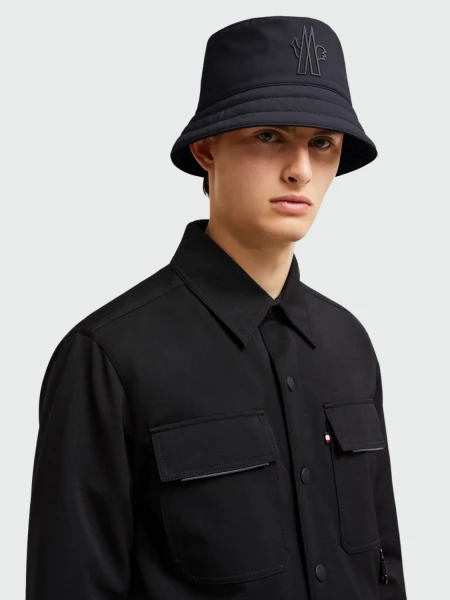 Moncler - Gorro de pescador con logo Negro