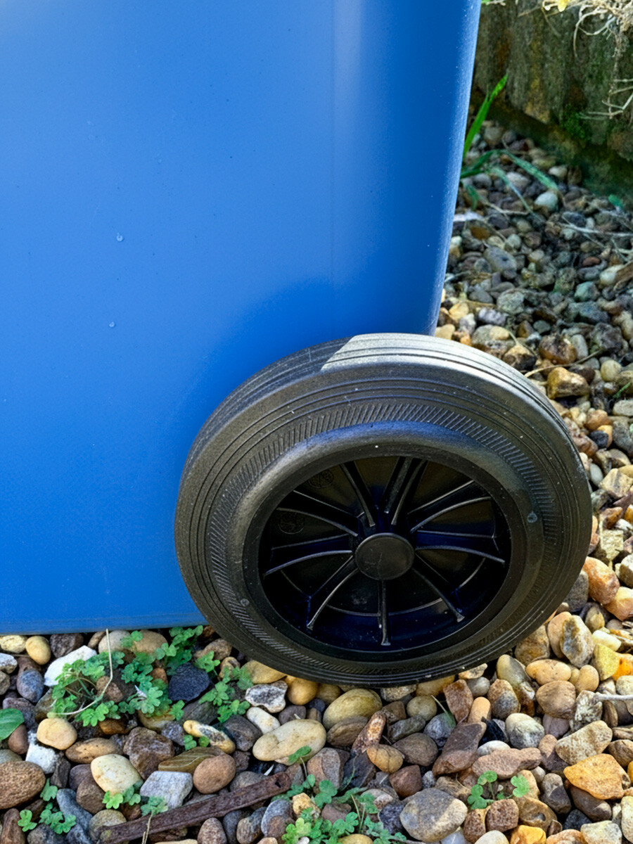 CONTENEDOR PARA RESIDUOS 120L azul