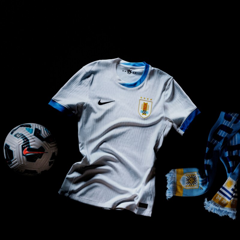 Remera AUF Stadium Camiseta Alternativa de Niños Blanco