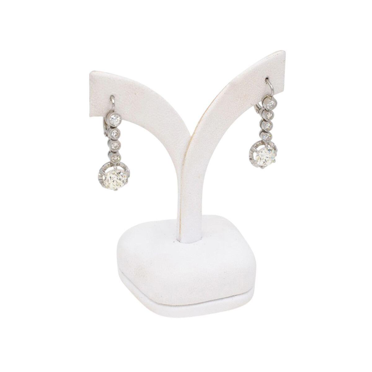 Par De Caravanas En Oro 18K Blanco Y Brillantes 2,40 Ct. Aprox. 