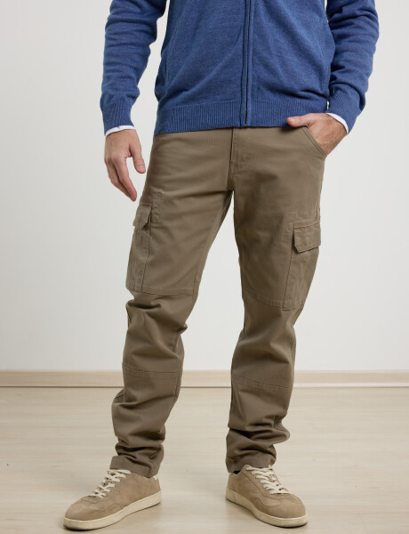 080424 PANTALON HARRY Tostado