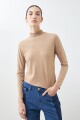 Media polera punto smock tostado melange