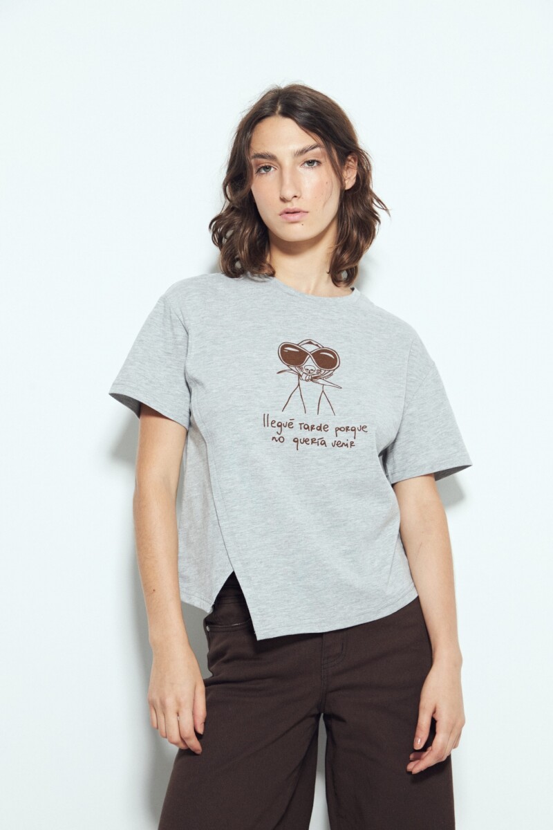 REMERA TARUMÁ - Gris Claro Melange 