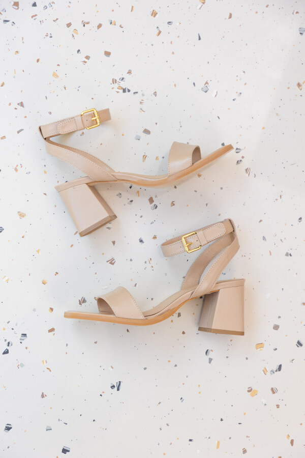 Sandalias Claudia Nude