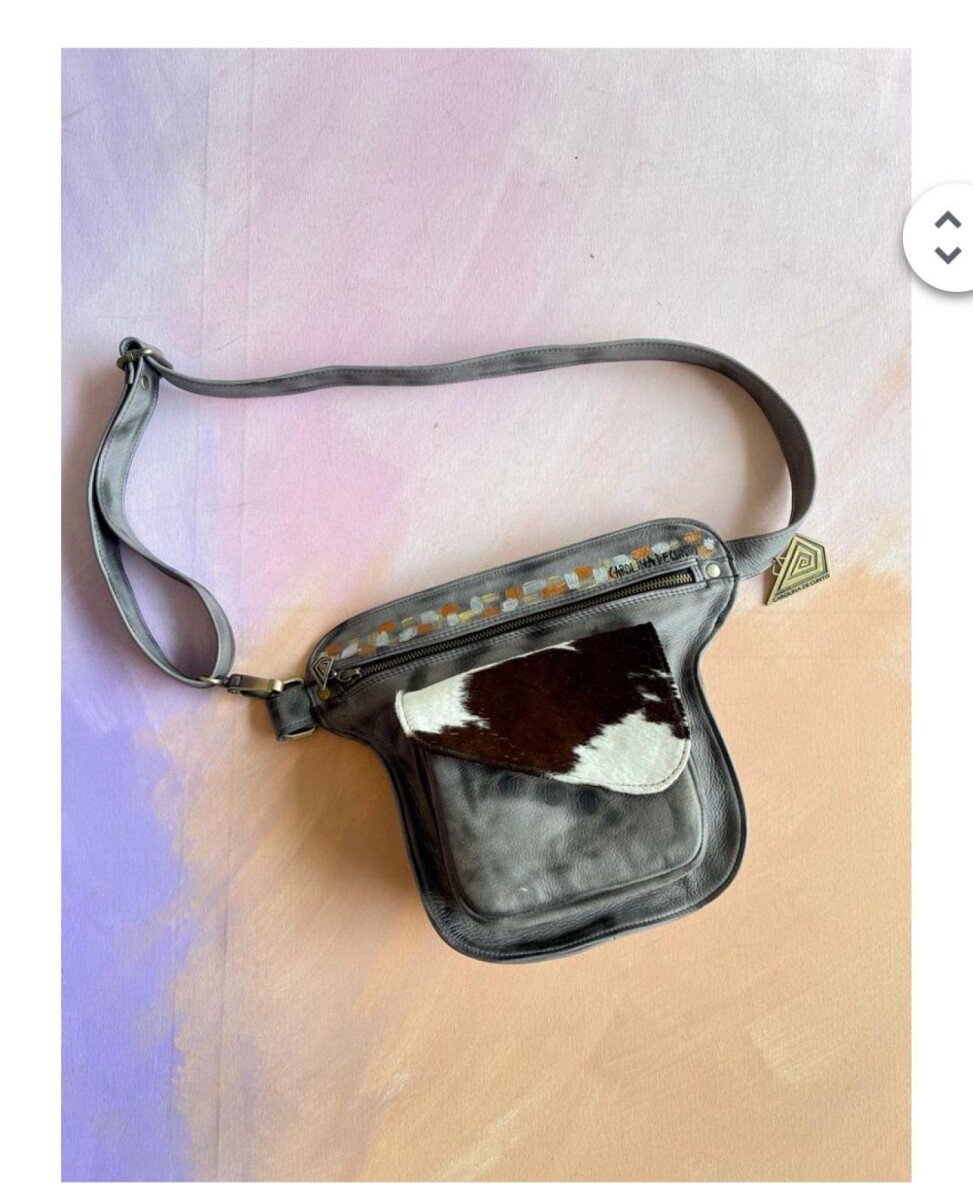 Riñonera Y Bandolera AREIA Gris Con Pelo 