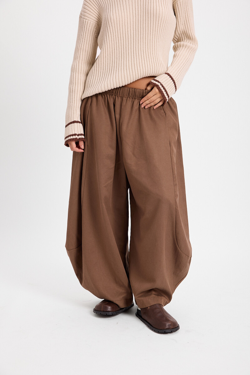 Pantalon Versatil Marron