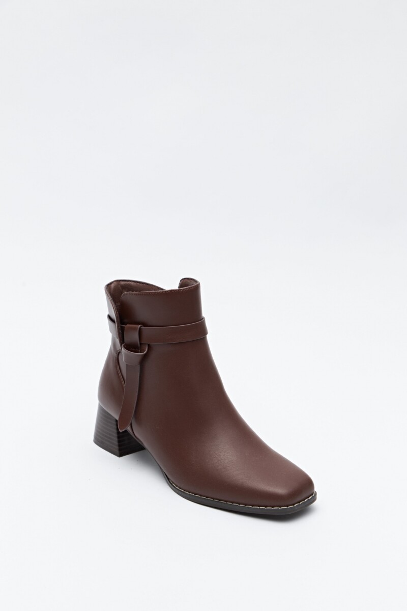 BOTA OGLIVIE Chocolate