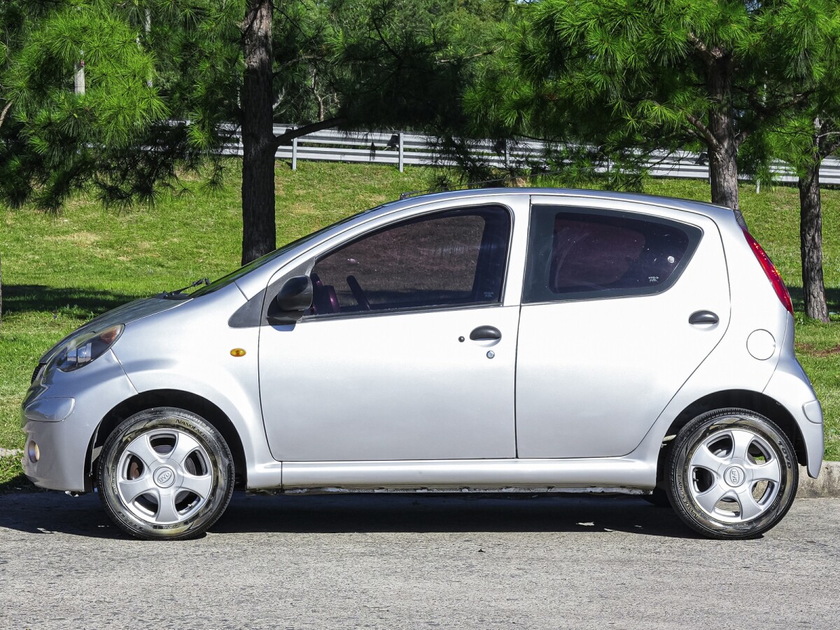 BYD F0 GLX-I 1.0 Extra Full | Permuta / Financia BYD F0 GLX-I 1.0 Extra Full | Permuta / Financia