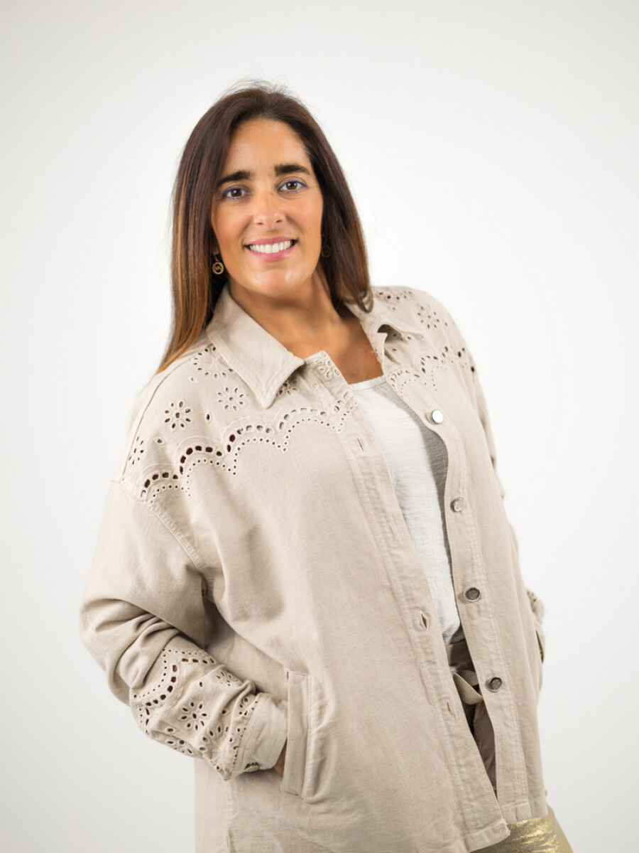 Chaqueta de jean con broderie arriba Beige