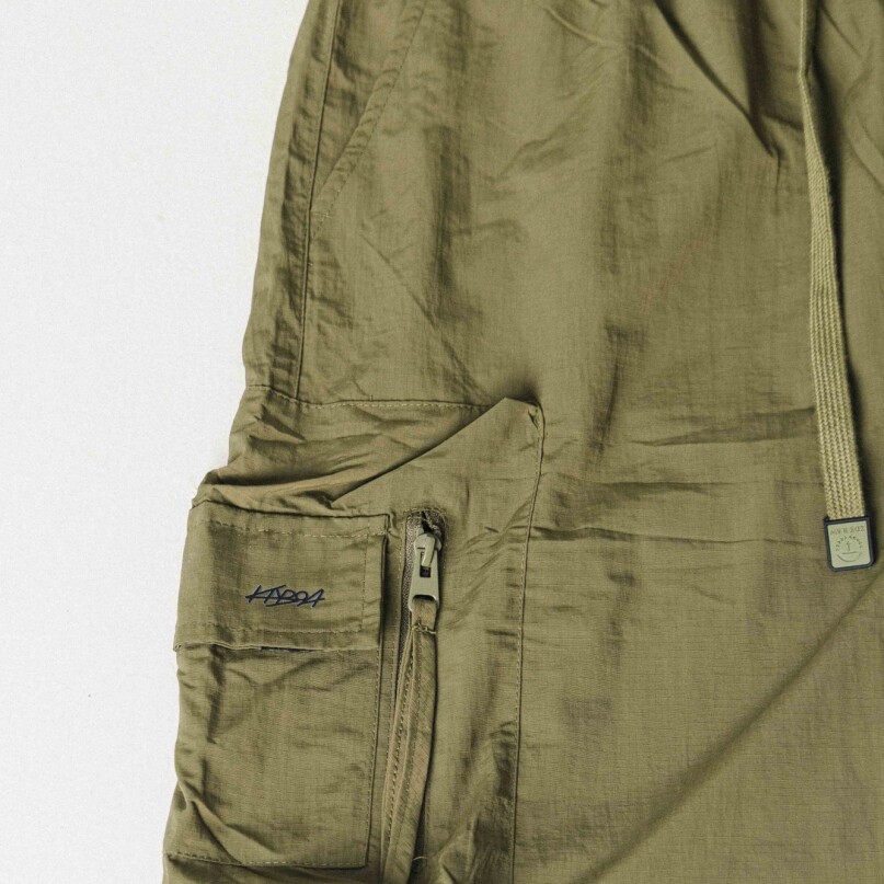 BERMUDA NYLON KARGO VERDE BERMUDA NYLON KARGO VERDE