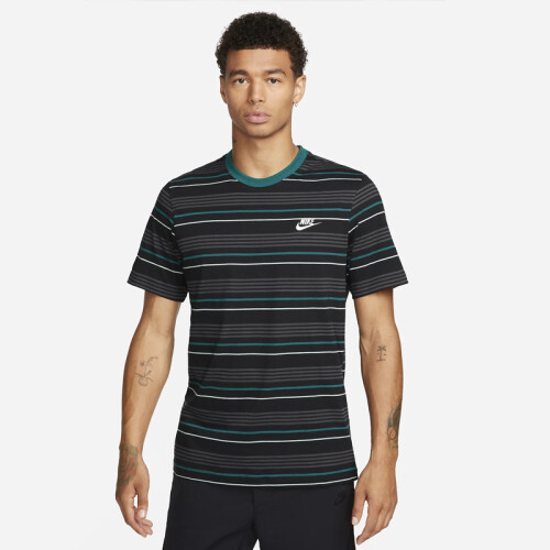 REMERA NIKE TEE CLUB STRIPE REMERA NIKE TEE CLUB STRIPE