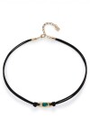 COLLAR DE CUERO BAÑADO EN ORO 18K CON CRISTAL VERDE Colgante