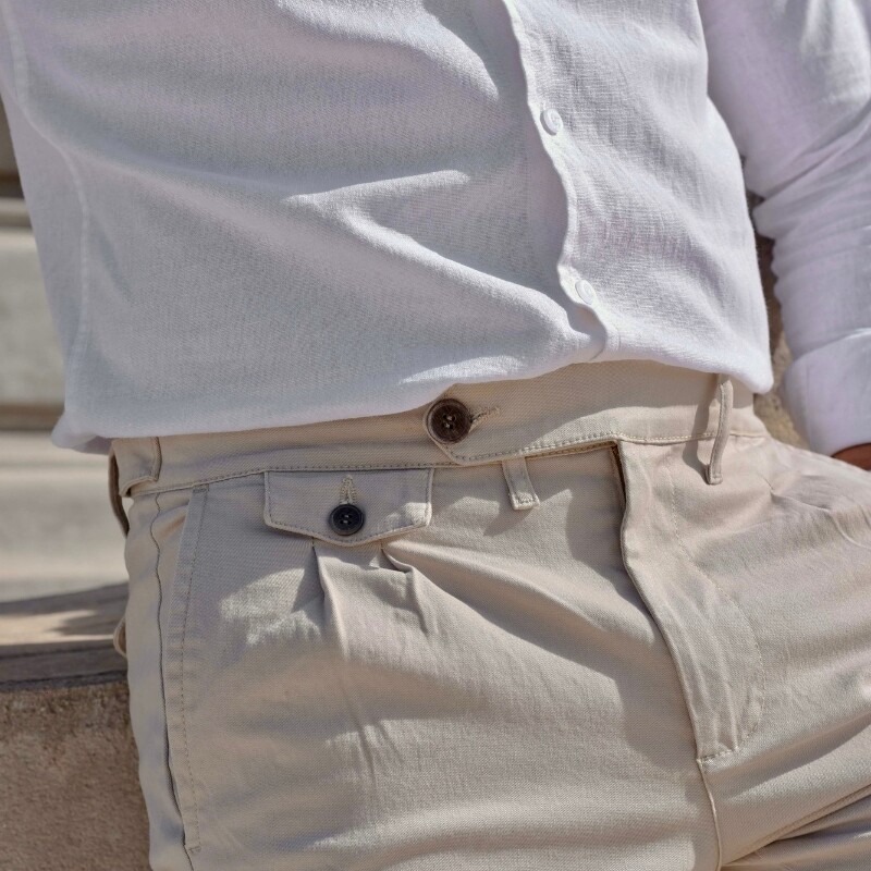 Pantalón pinzas Beige claro