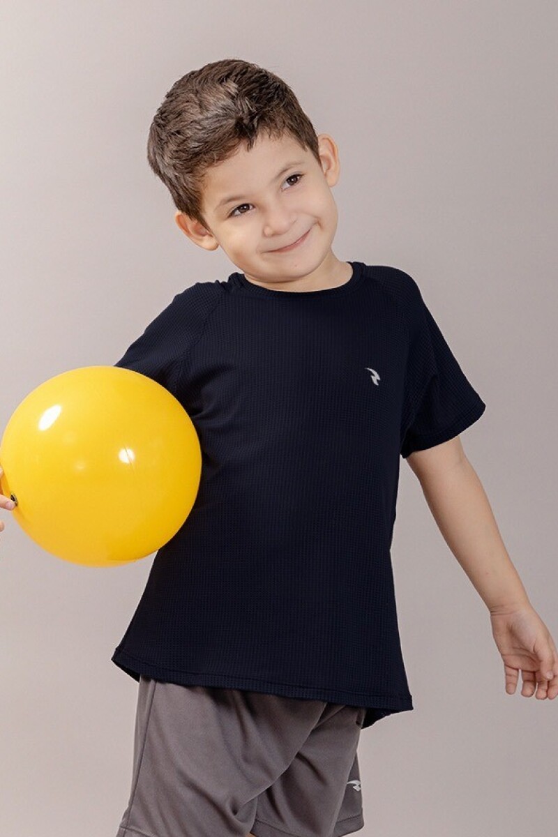 Remera Infantil. Negro