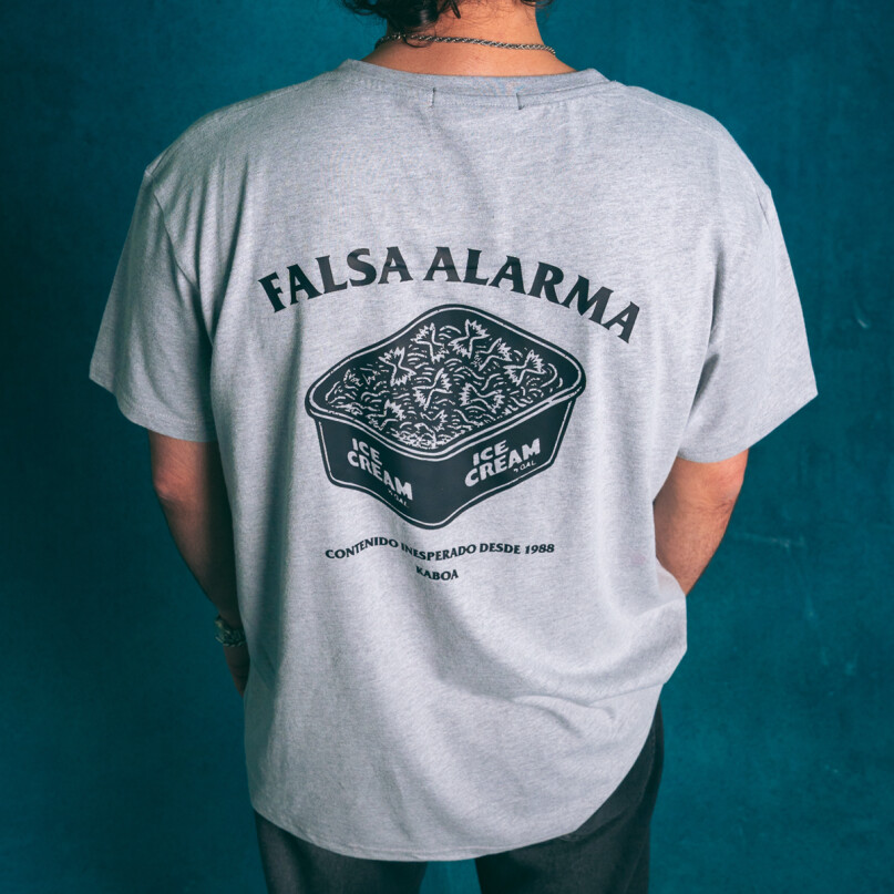 REMERA REGULAR FALSA ALARMA REMERA REGULAR FALSA ALARMA