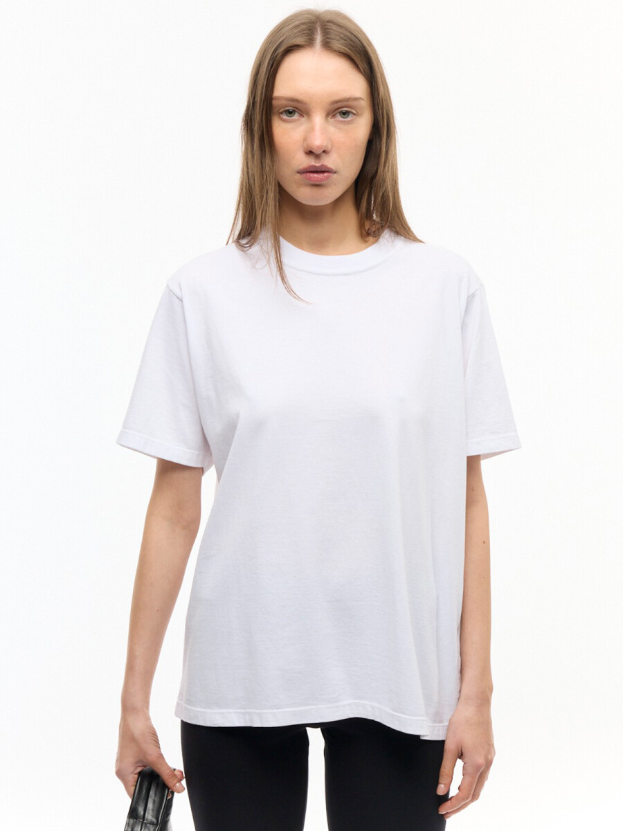REMERA BASIC MEDIANA 