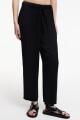 PANTALÓN CROPPED Negro