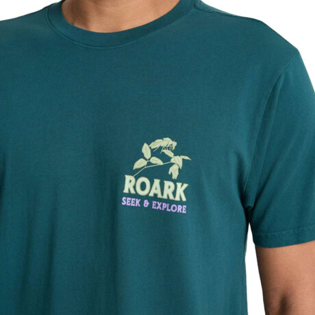 Remera Roark Seek & Explore Verde