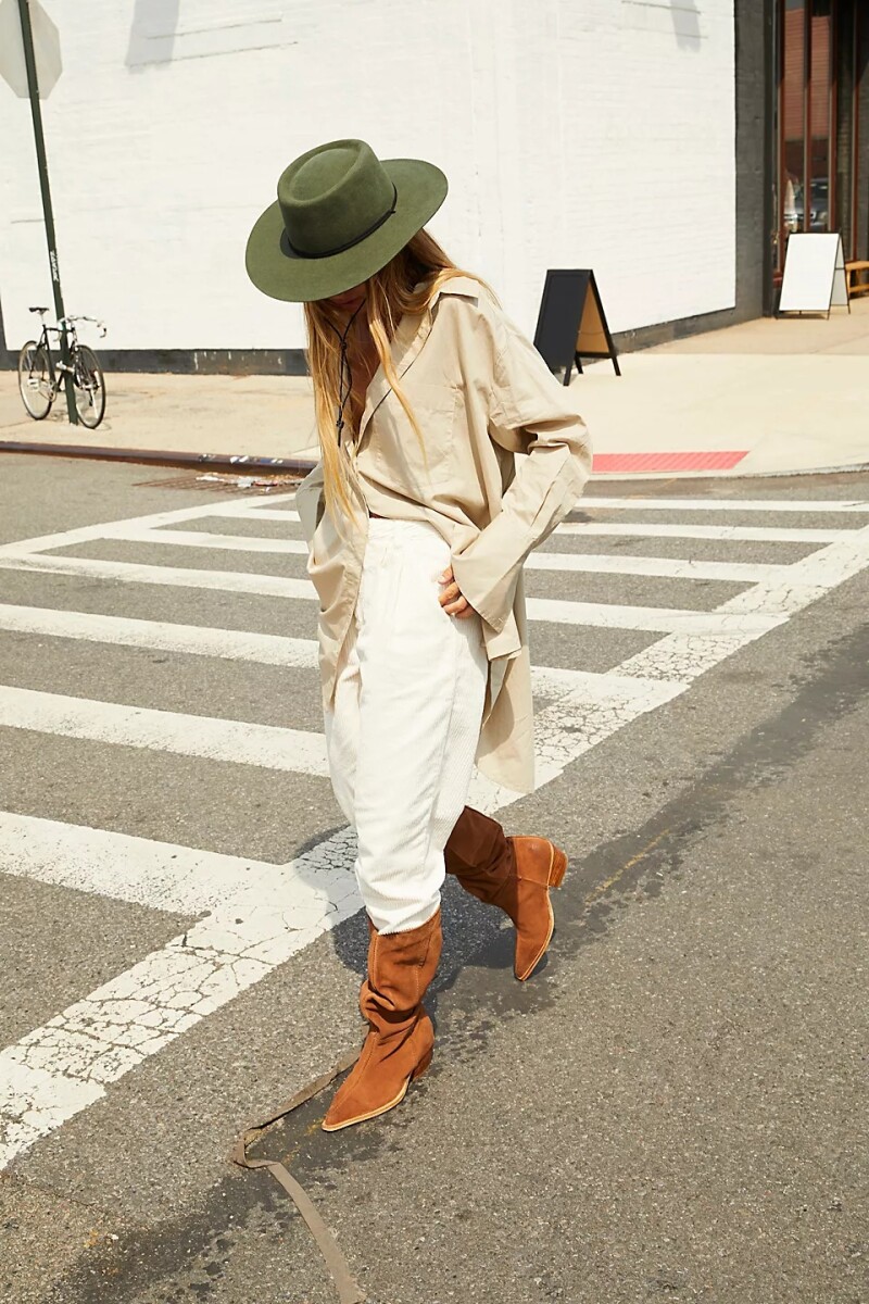 SWAY LOW SLOUCH BOOT 2.0 Taupe