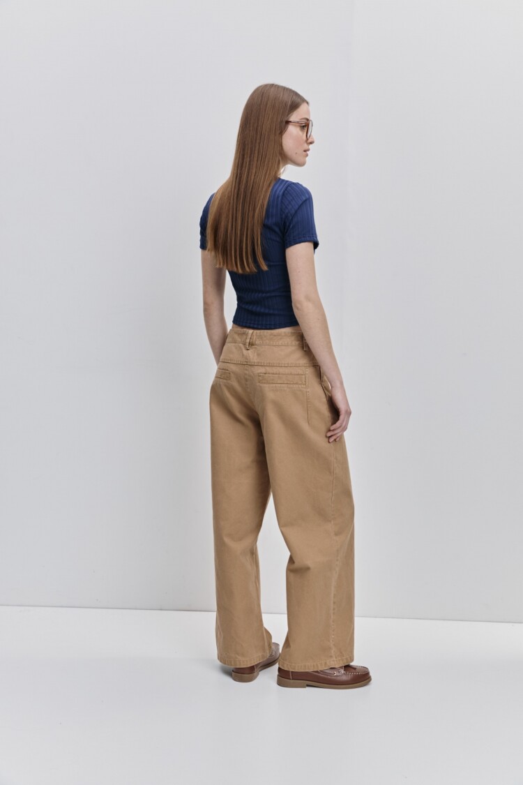 PANTALÓN ROCHA Almendra