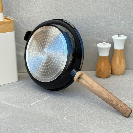 Sarten Antiadherente con Tapa de Vidrio y Mango en Simil Madera 24cm - Negra Sarten Antiadherente con Tapa de Vidrio y Mango en Simil Madera 24cm - Negra
