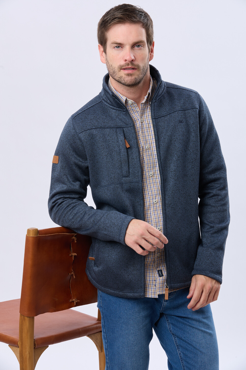 CAMPERA TEXTURADA CON INTERIOR EN POLAR Azul