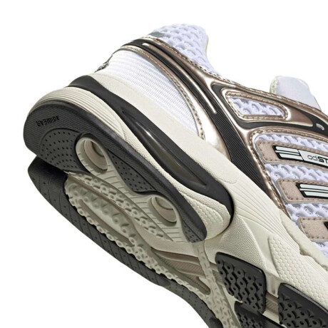 Championes Adidas Adistar Control 21