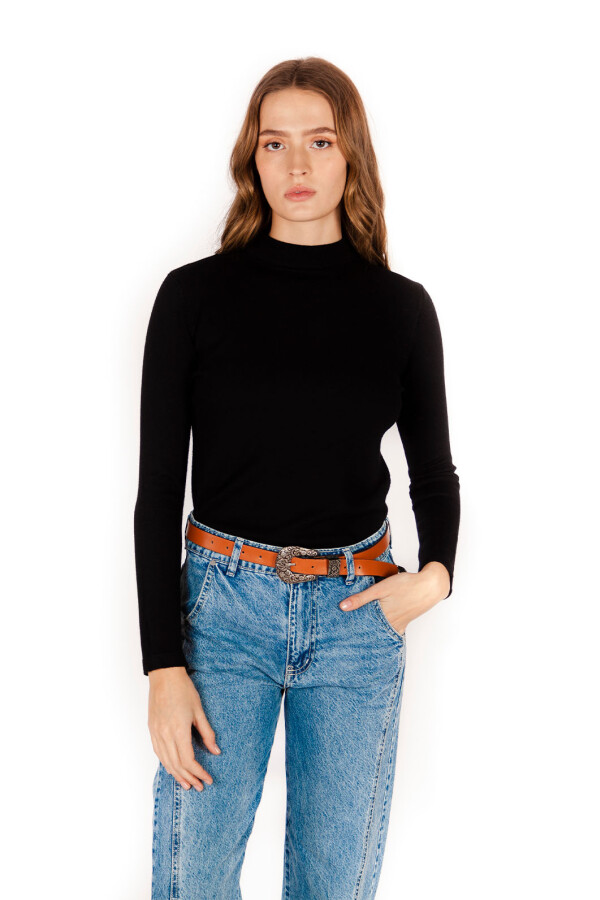 POLERA AMBER NEGRO