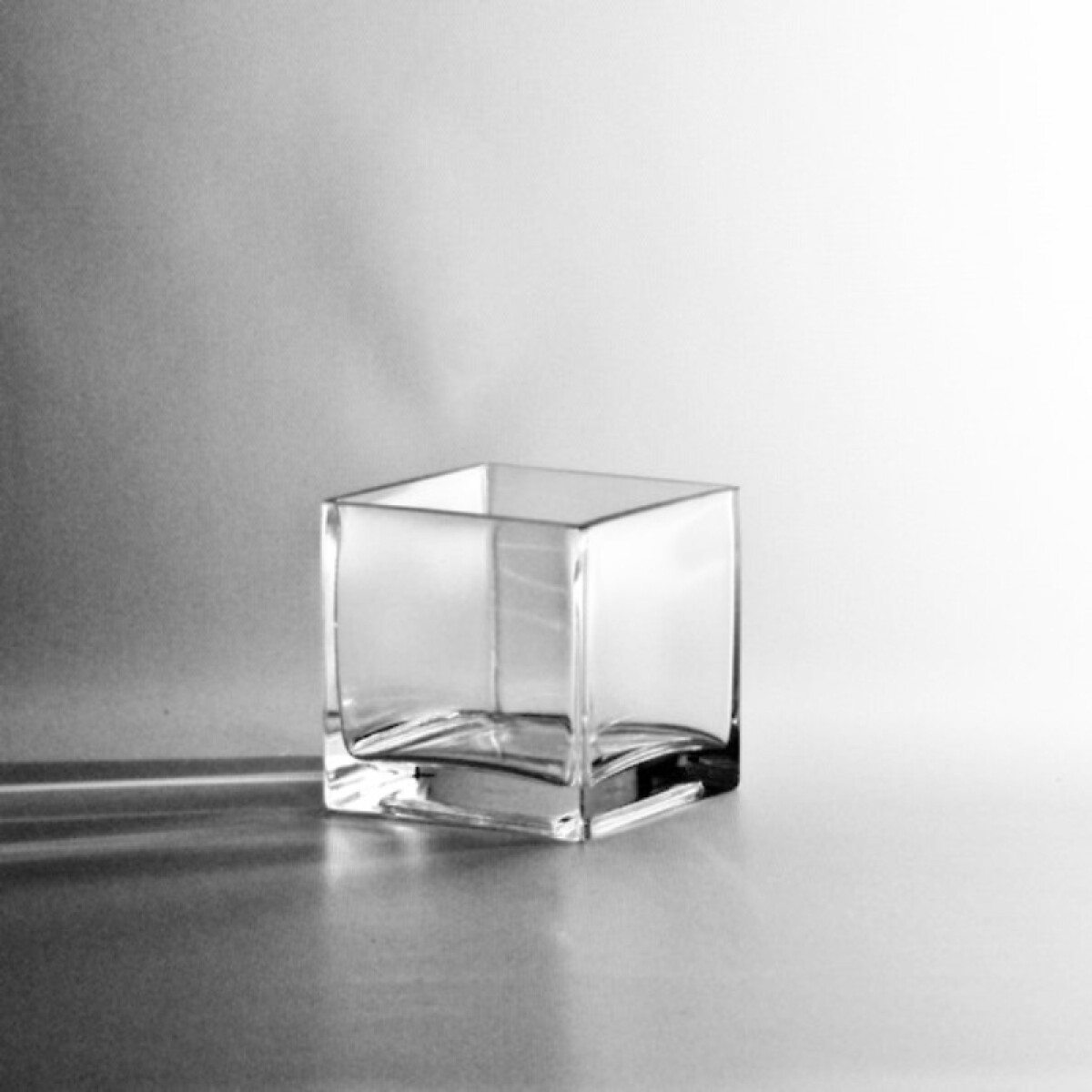 Pecera de Vidrio Cuadrada 8x8cm 