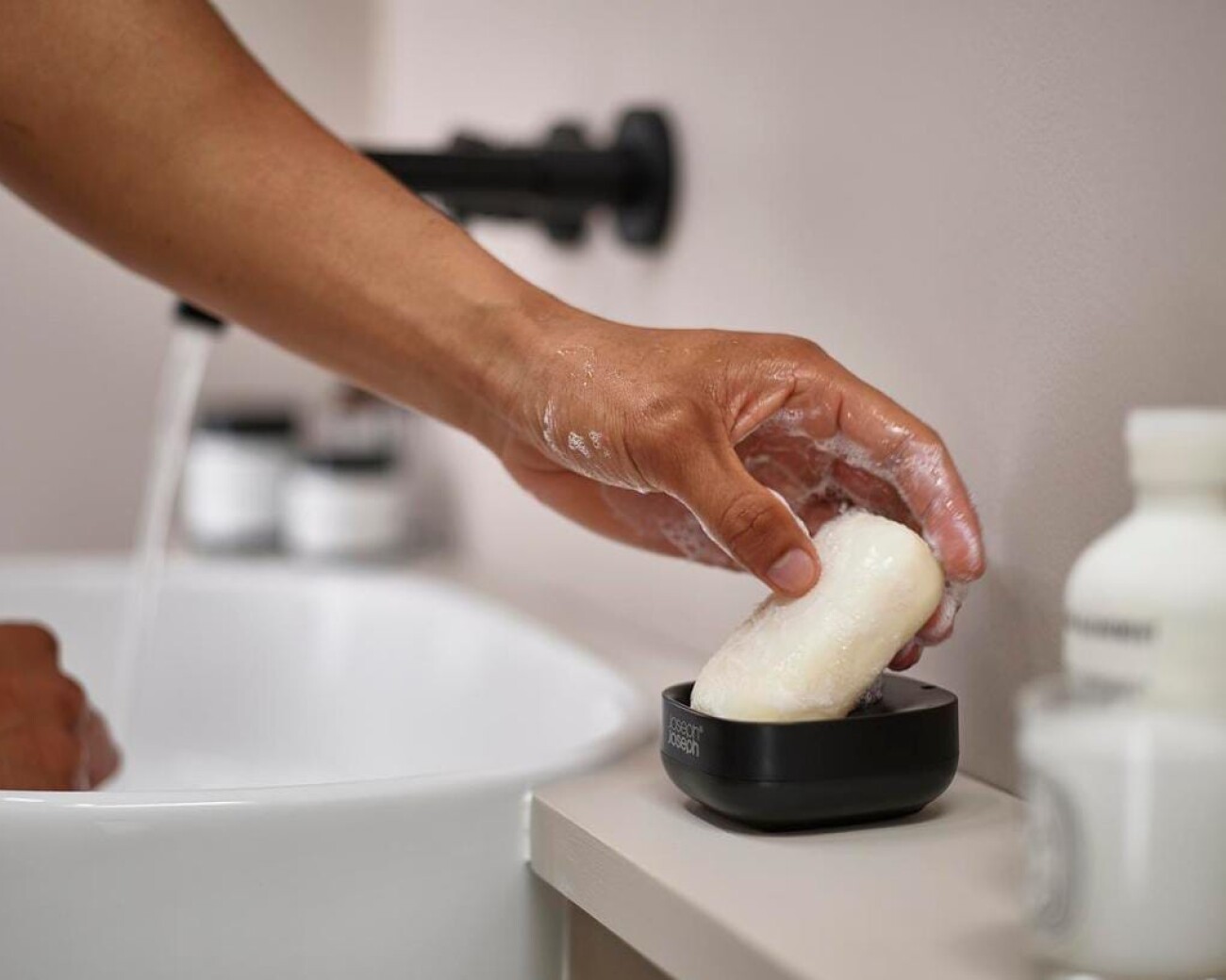 Jabonera Slim Compact™ Joseph Joseph Jabonera Slim Compact™ Joseph Joseph