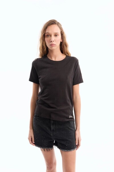 REMERA ARUBA Negro